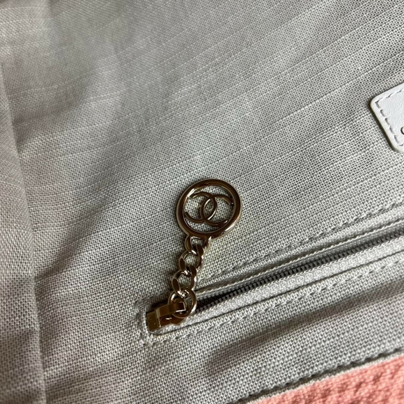 100% Authentic CHANEL DeauVille Cloth Satchel - Picture 9 of 16